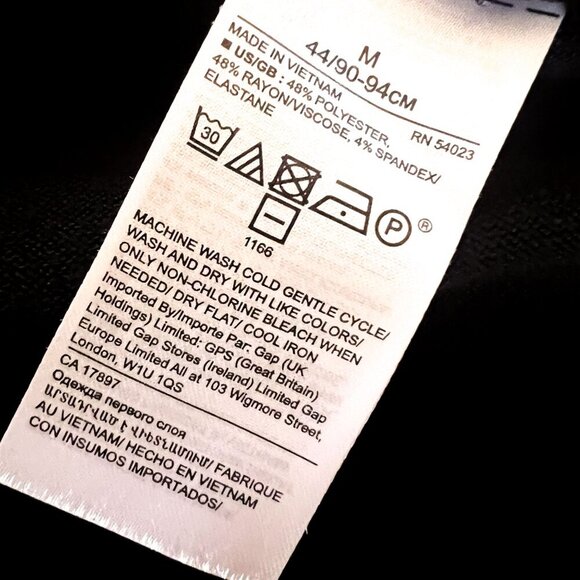 Banana Republic LuxeSpun long sleeve hoodie. - Picture 8 of 8